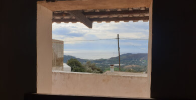 Traditional unifinished detached house in Plakias Photo 
