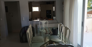 Διώροφο διαμέρισμα 200 m² στην περιοχή Γλυφάδα. Φωτογραφία 