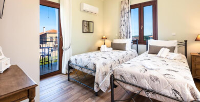 Beautiful Villa in Roustika Photo 