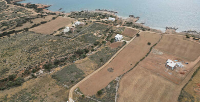 Παραθαλάσσιο επενδυτικό αγροτεμάχιο στην Αγιασσό Φωτογραφία 